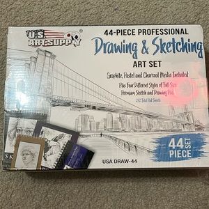 44- piece professional drawing and sketch art set